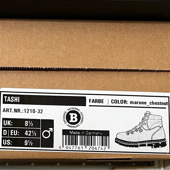 Hanwag Hiking Mid Cut Tashi Boot Made from Yak Leather in Chestnut 9.5D - Picture 6 of 6